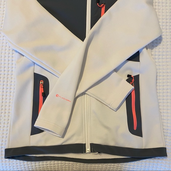 North Face Jacket - Picture 4 of 6